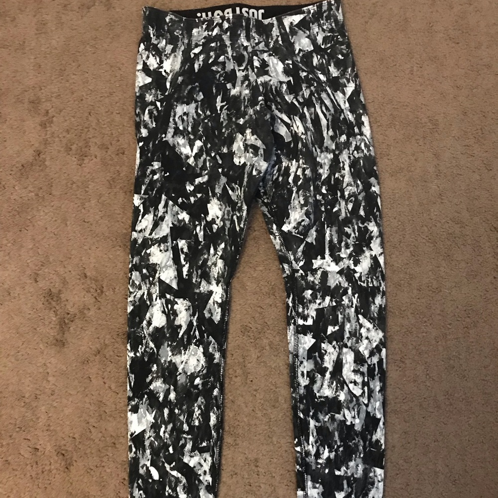 Nike workout leggings